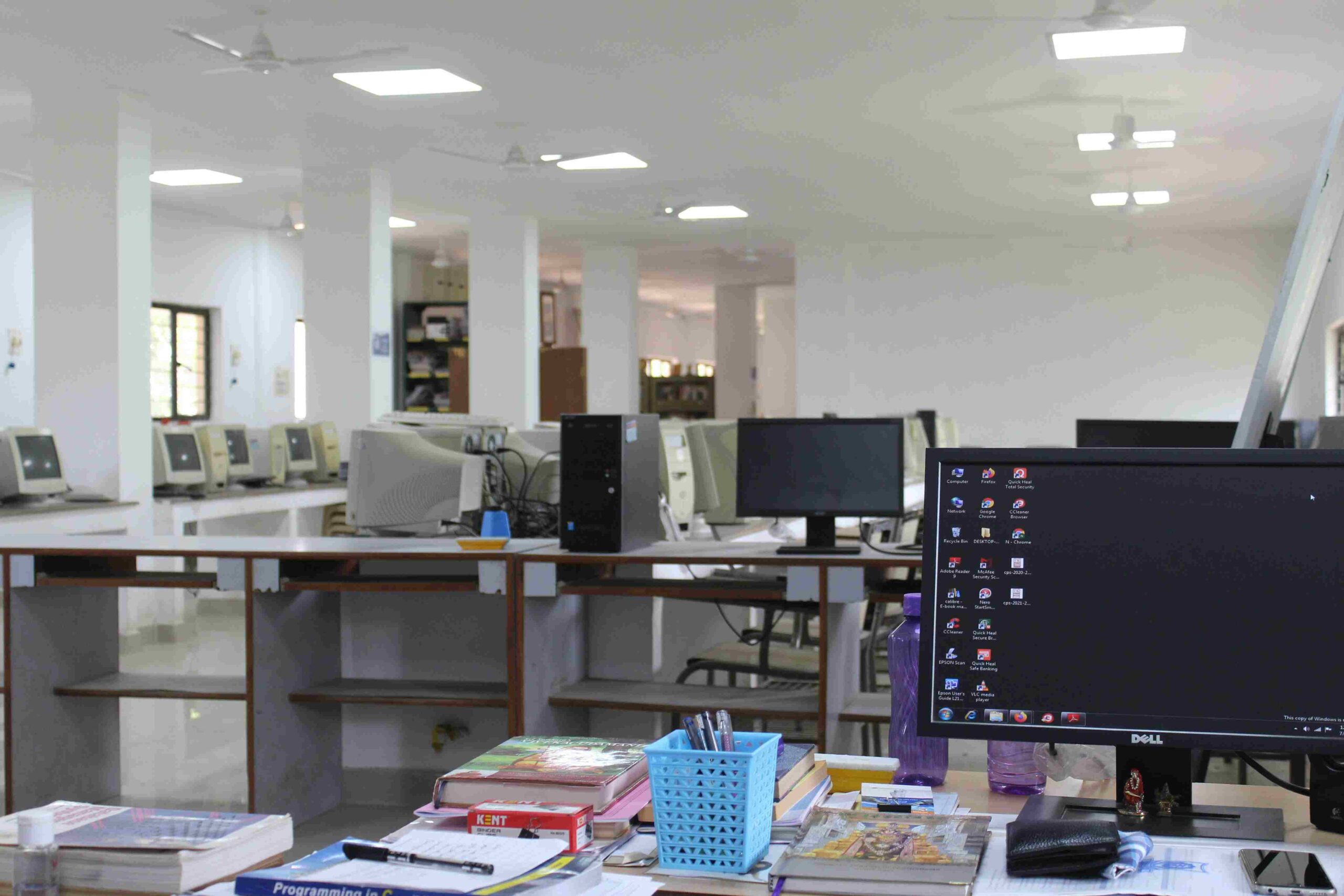 How to Choose The Right Free Zone Company Setup In UAE 2 How to Choose The Right Free Zone Company Setup In UAE