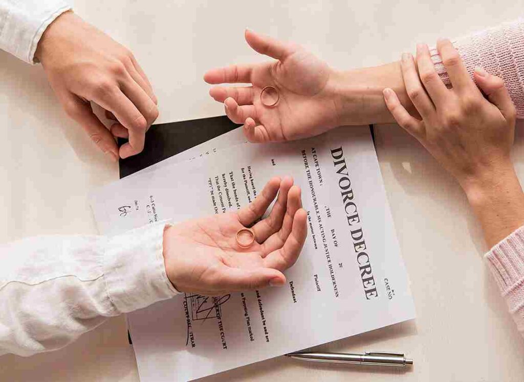 How Dubai Divorce Lawyers Help To Navigate Sharia Law And Civil Law 13 How Dubai Divorce Lawyers Help To Navigate Sharia Law And Civil Law