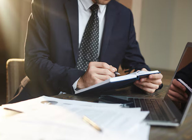financial services lawyers2