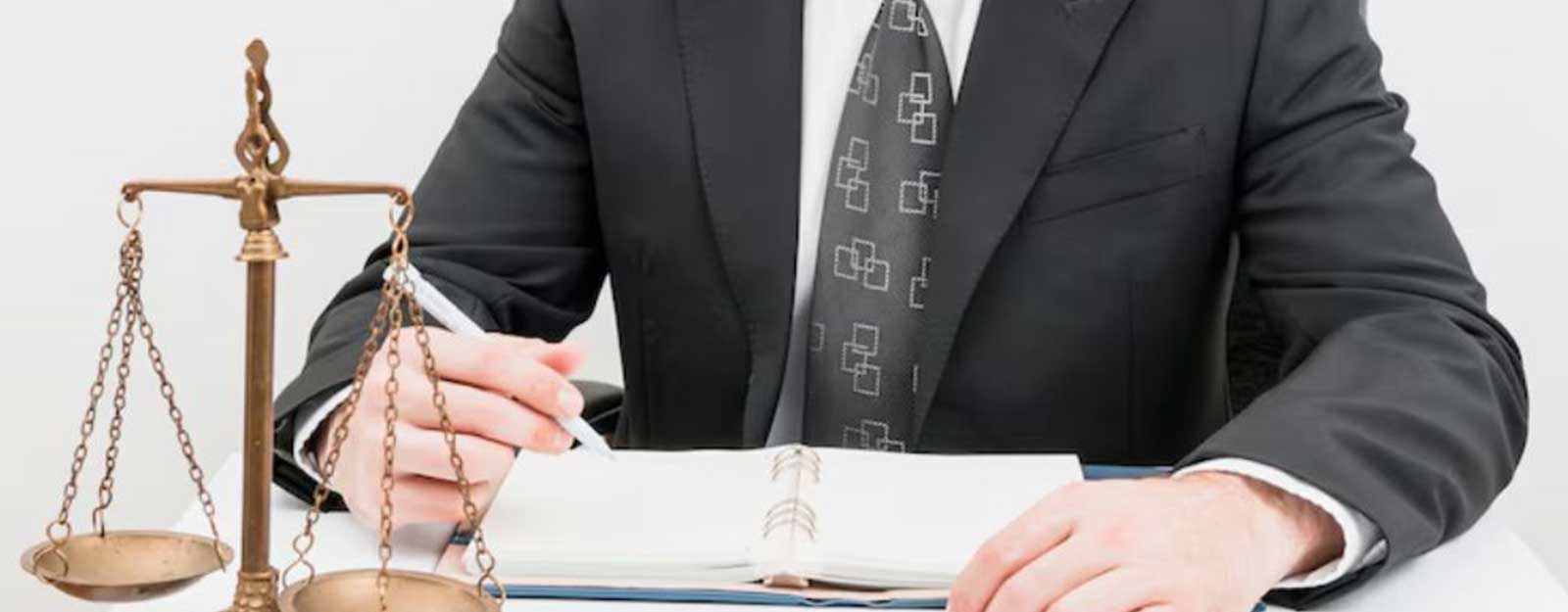 Lawyers in Abu Dhabi Lawyers in Abu Dhabi