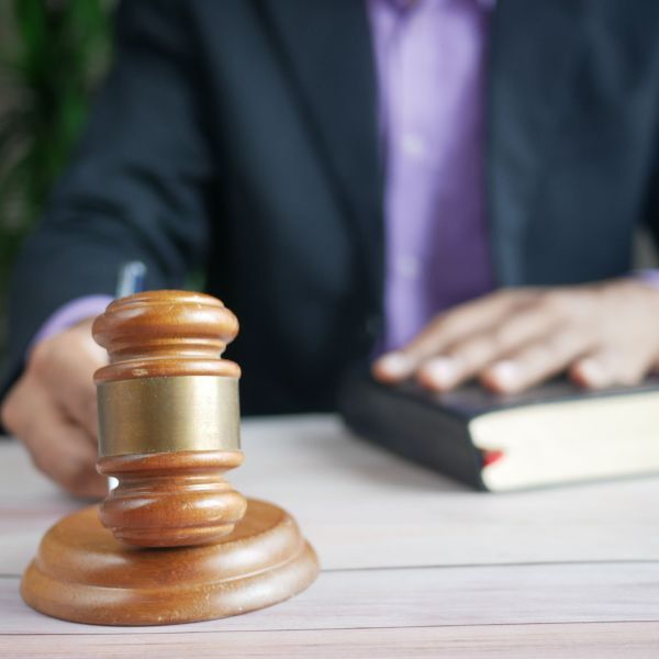 Tailored Solutions for Effective Legal Due Diligence Tailored Solutions for Effective Legal Due Diligence