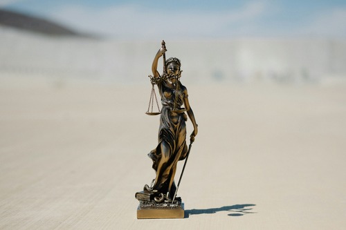 Legal Advocates In Abu Dhabi