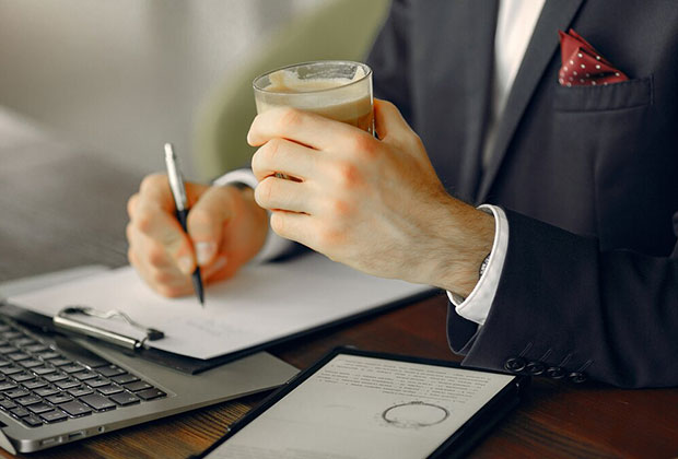 F&B Lawyers in Abu Dhabi