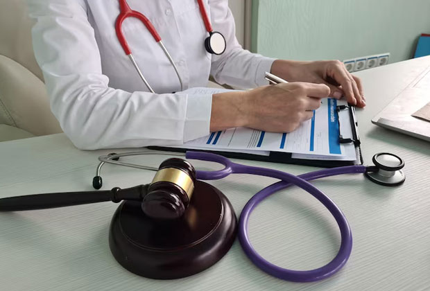 Healthcare Lawyers in Abu Dhabi