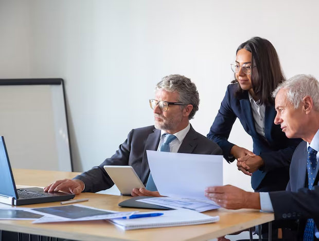 Business Lawyers Sharjah