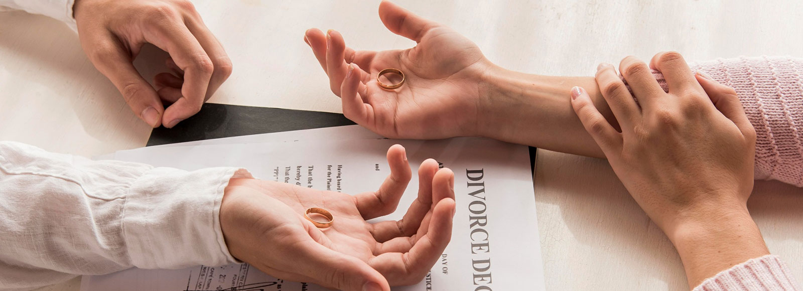 Divorce Lawyers in Ajman Divorce Lawyers in Ajman