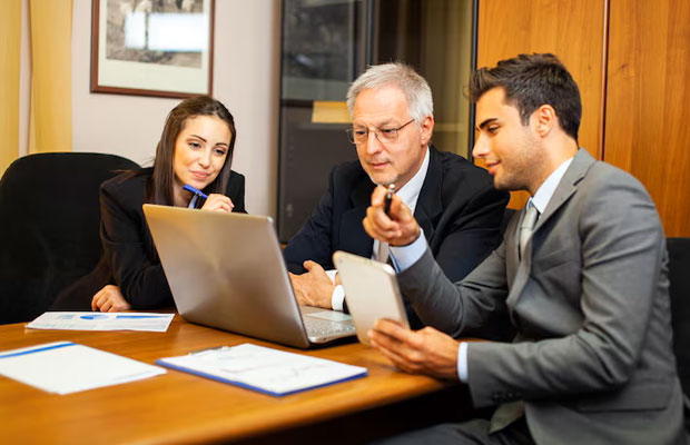 Legal Expertise in Real Estate, Industrial, Warehousing and Logistics Areas Legal Expertise in Real Estate, Industrial, Warehousing and Logistics Areas