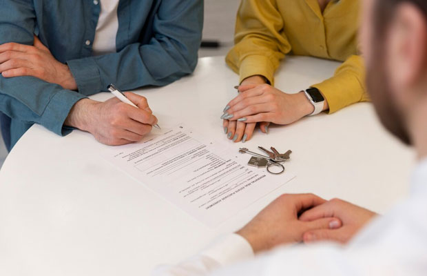Real Estate & Maritime, Criminal & Family Law Real Estate & Maritime, Criminal & Family Law